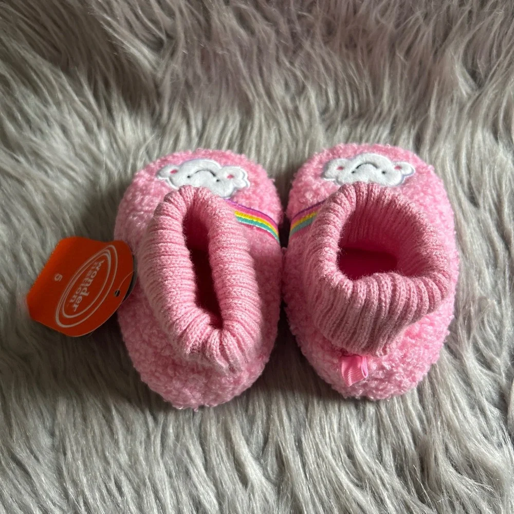 Wonder Nation Slippers Baby Girl's Size 5 Pink Fuzzy Rainbow Shoes 12/18 Months